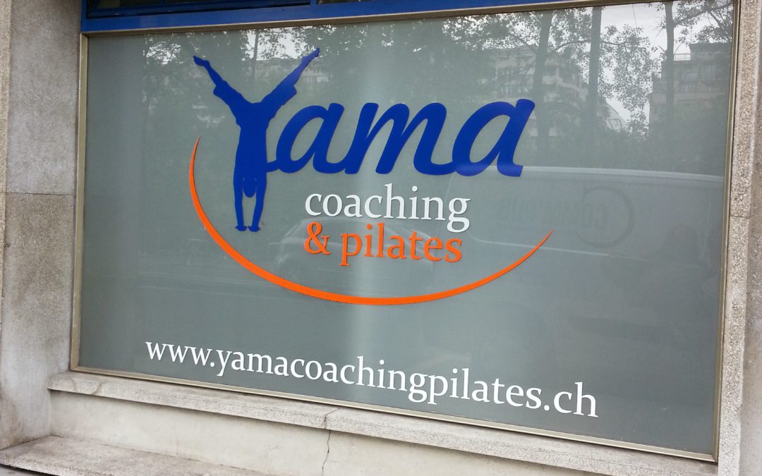 Marquage vitrine Yama Coaching à Genève (Suisse)